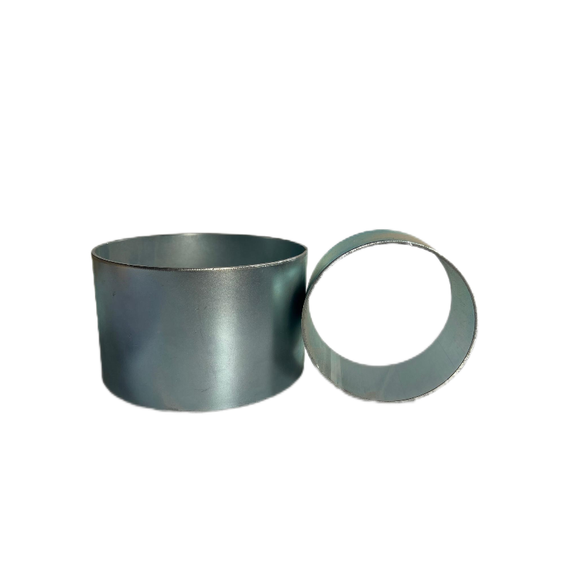 Straight-through Suit